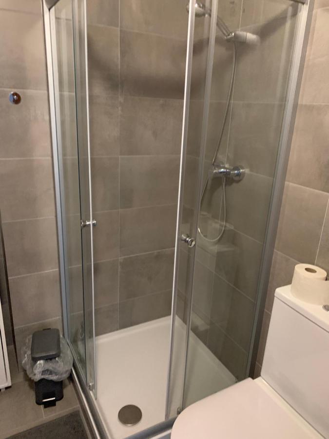 Roccos Raum Hotel Kapfenberg Eksteriør billede