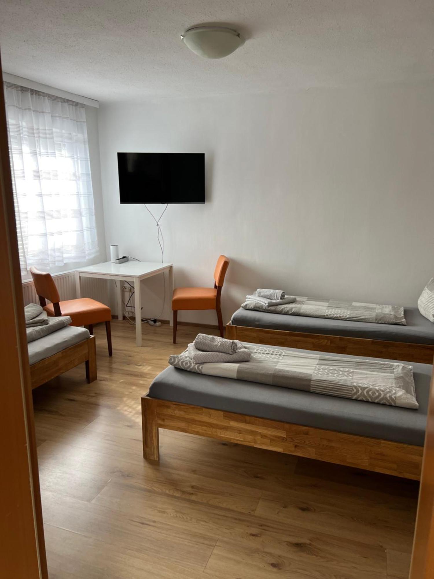 Roccos Raum Hotel Kapfenberg Eksteriør billede