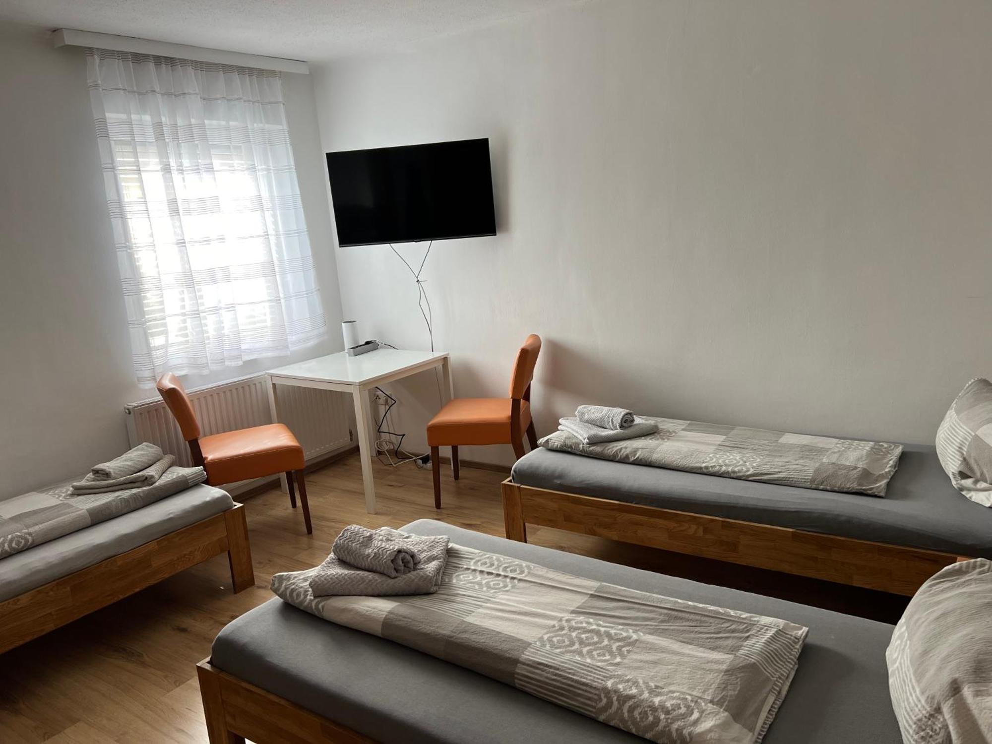 Roccos Raum Hotel Kapfenberg Eksteriør billede